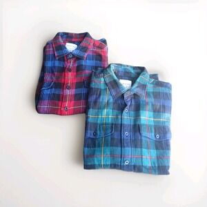 Lot of 2 American Eagle Flannel Shirts Mens Large L Classic Fit Plaid Soft